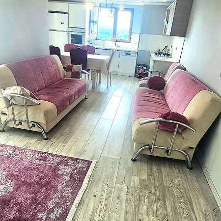 Apartment تشيلبي هوليداي هاوس *